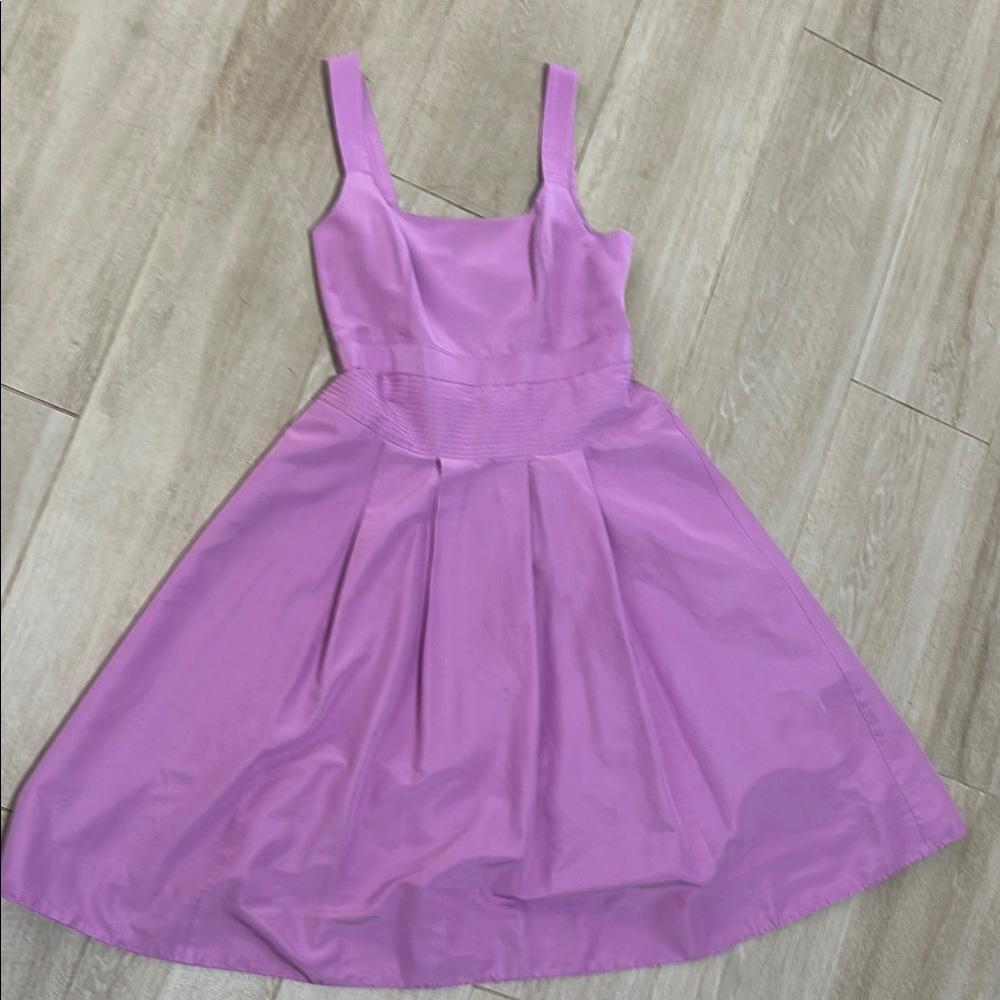 Elegant Lavender Sleeveless Dress